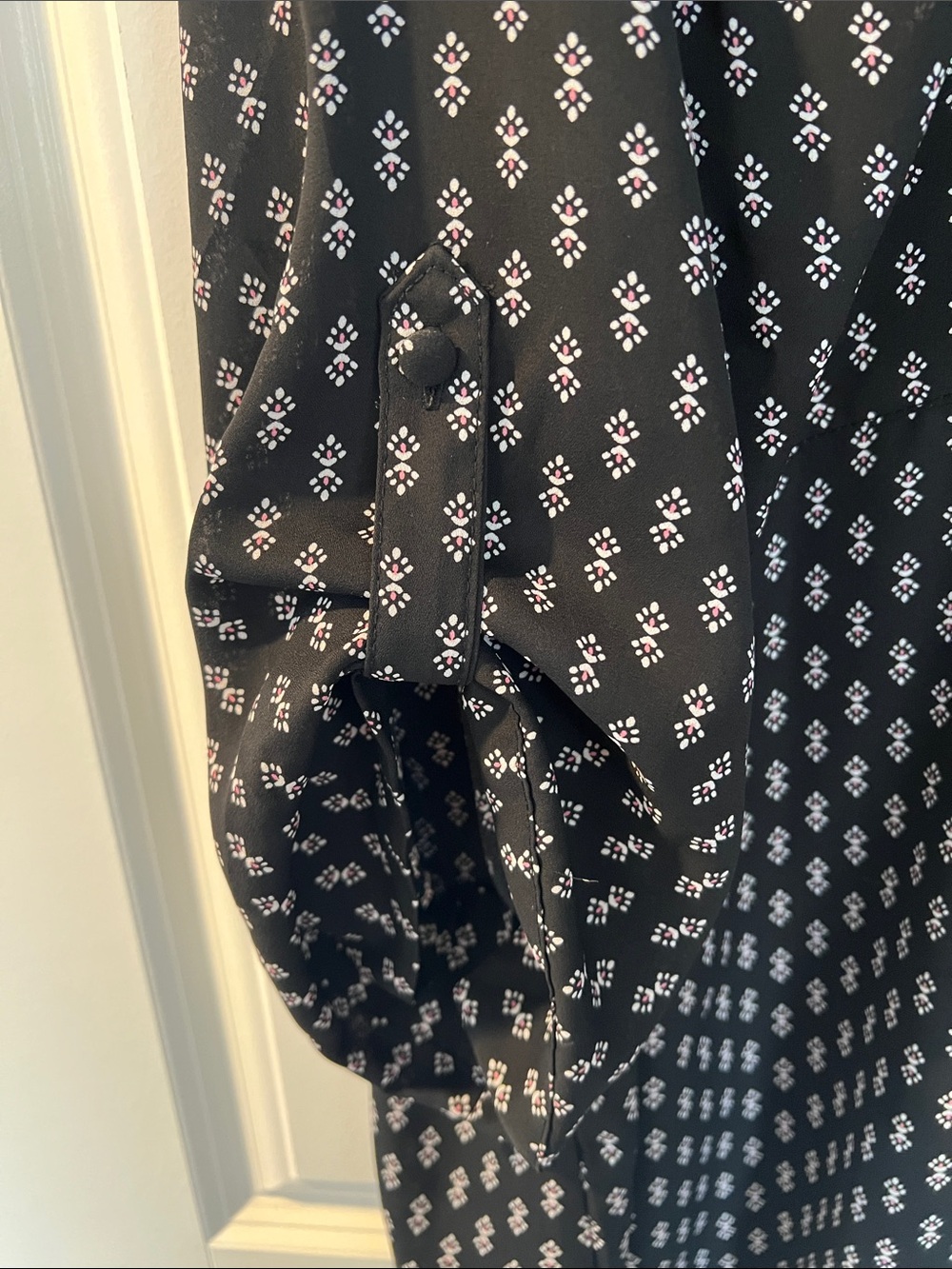 torrid Black Geometric Print Peasant Blouse - Picture 3 of 5